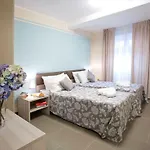 Appartement No 4-sleeps 10 By Italian Sala Comacina